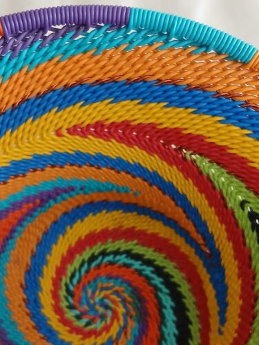 Zulu africano fatto a mano multicolore telefono filo cestello ciotola 5,75"x2,75" - Foto 14 di 24