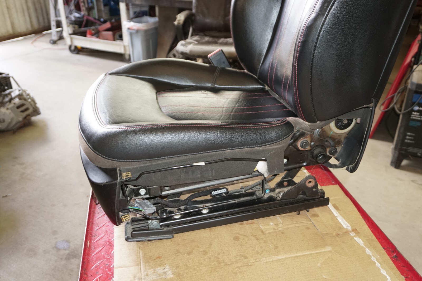 2017 Maserati Ghibli Driver's Left Front Bucket Seat With Headrest