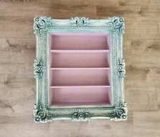 20 x 24 Exhibitor with shelves for different uses, Baroque Style, Medium Size