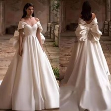 Off the Shoulder Ball Gown Wedding Dresses with Big Bow Vintage Backless Luxury