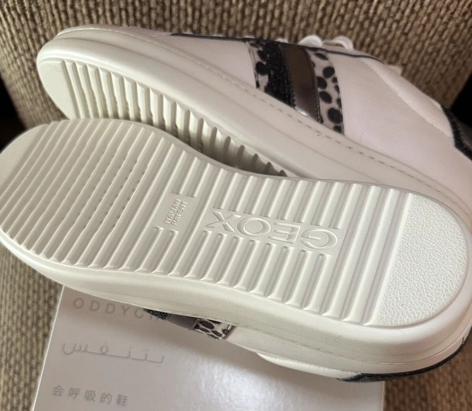 Zapatos de tenis para mujer Geox Respira cuero plateado leopardo brillo 10,5 nuevos en caja Foto 3 de 4