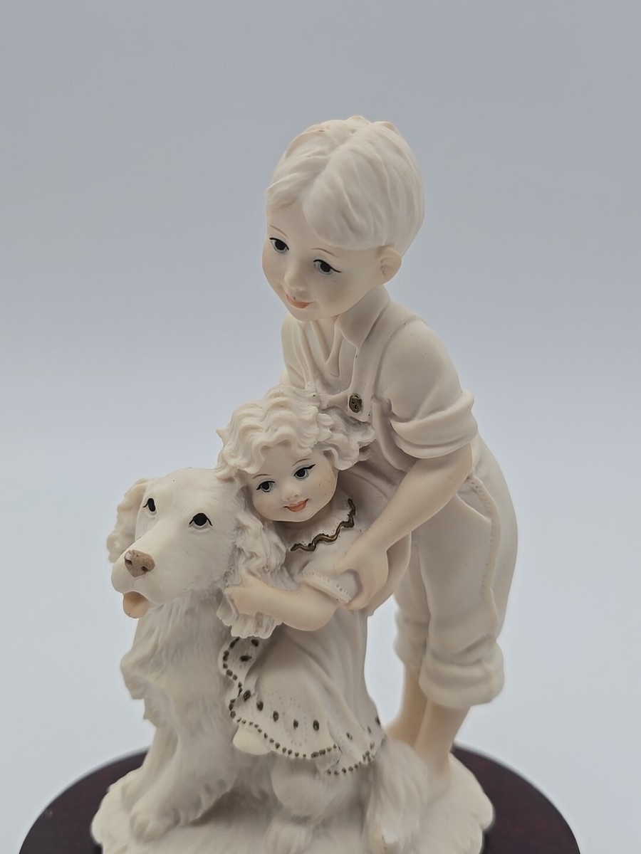 Giuseppe Armani Figurine 