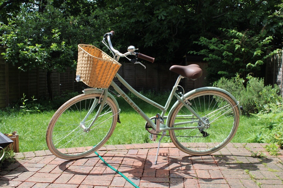 Sherwood Brand New ladies bicycle Raleigh 17