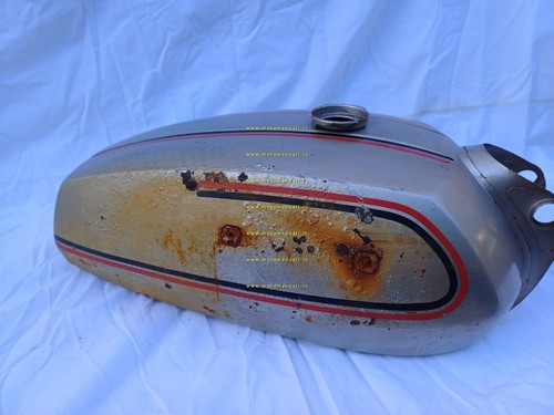 Moto Morini 125 H serbatoio originale - Imagen 2 de 6