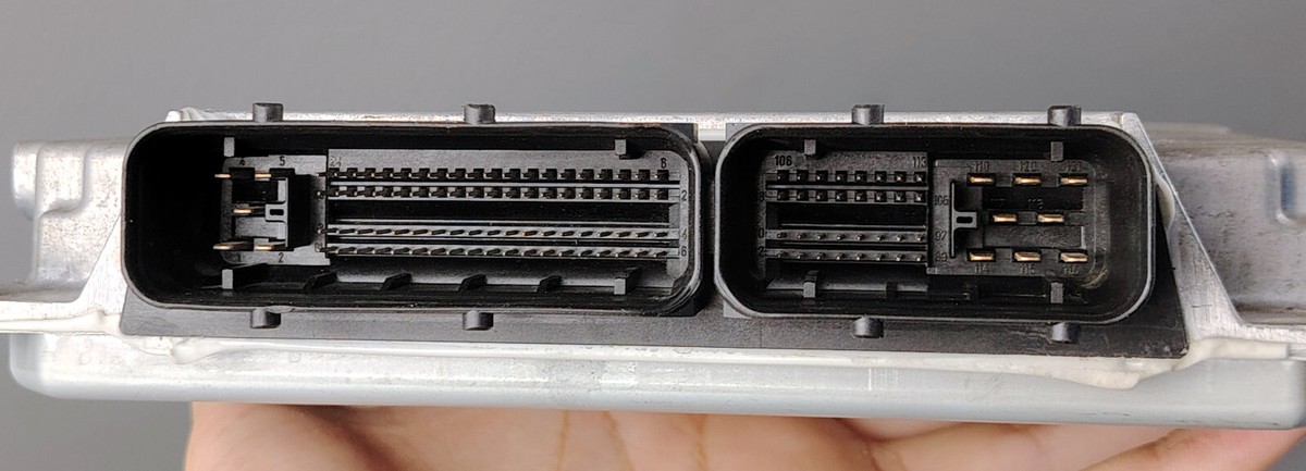 kukuです。 2005 ISUZU Forward FRR FRD NKR 4HK1 TRUCK Engine Control