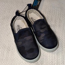 Swiggles Boy's Camo Sneaker Shoes Toddler Size 6 NEW NWT