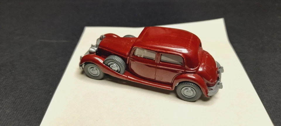 WIKING BERLIN W - MERCEDES 260 D - COME NUOVA - Immagine 2 di 4