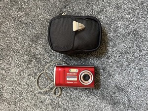 Samsung Digimax A503 Digital Camera Red, 5MP, 5x Digital Zoom, Tested Working