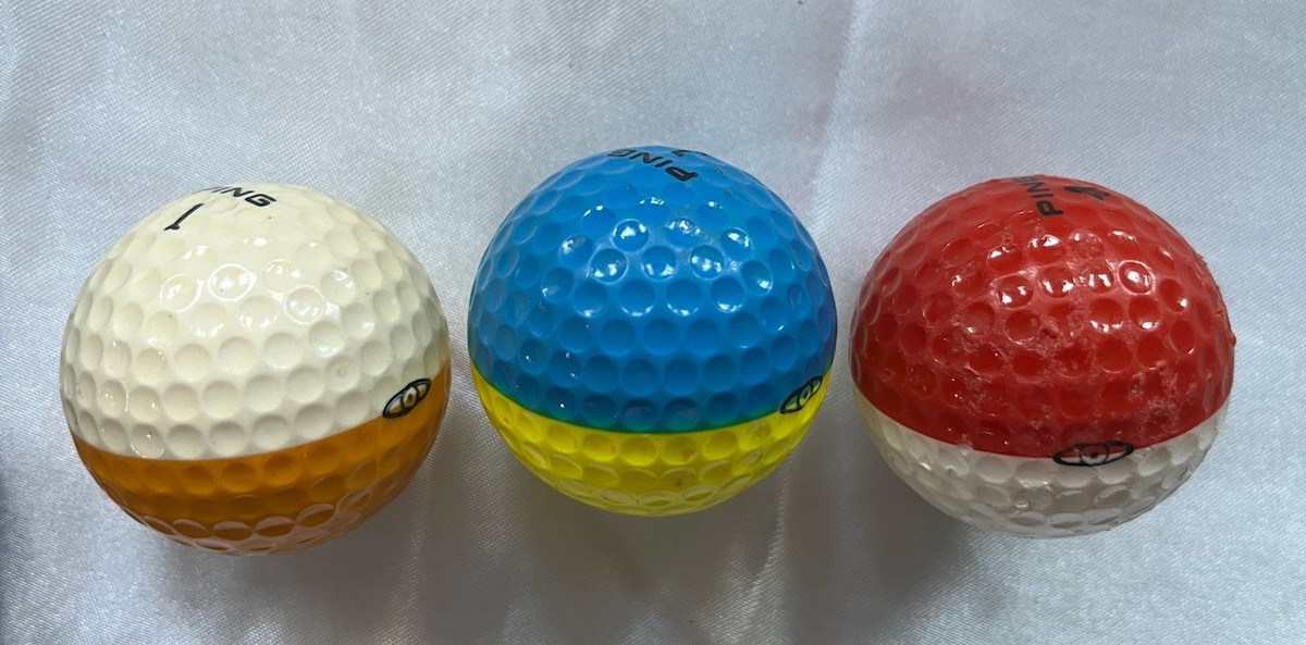 Lot 3 Ping Golf Balls White / Red (Christmas), Blue / Yellow