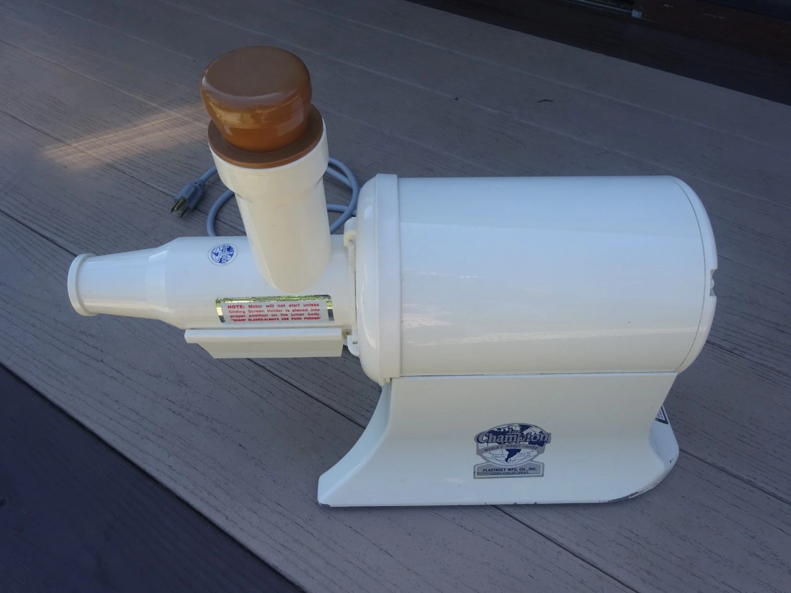 Champion Juicer G5-NG-853S White Tested Works Missing Funnel
Opens in a new window or tab