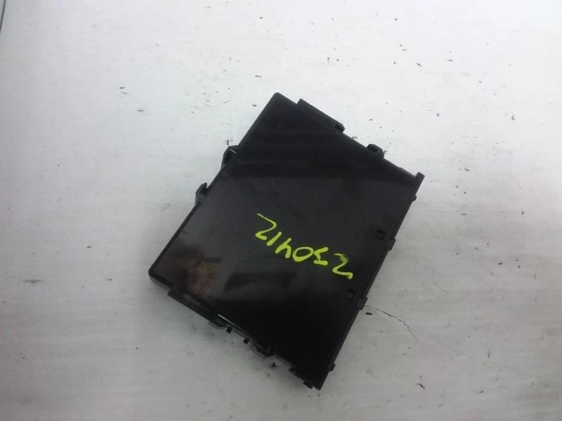 Módulo de control de llave inteligente de bloqueo de robo compatible con 16-17 LEXUS NX200T 89990-78070 Foto 3 de 4