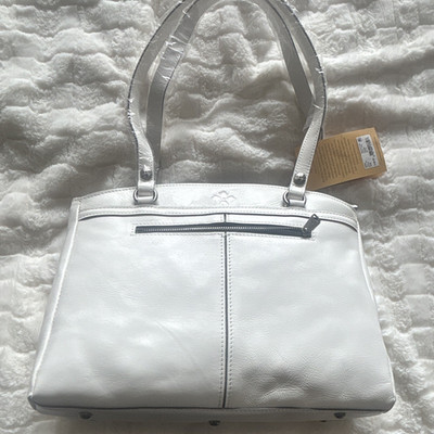 Patricia Nash Women s Medium White Tote Zip Top Bottom Studs Lined Silver