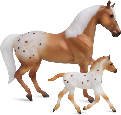 Breyer Horses Freedom Series Effortless Grace Mare & Foal Set #62224