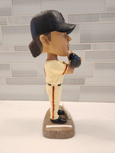 San Francisco Giants Pitcher Brian Wilson Bobblehead Stadium Giveaway 2009 SGA - Picture 4 of 11