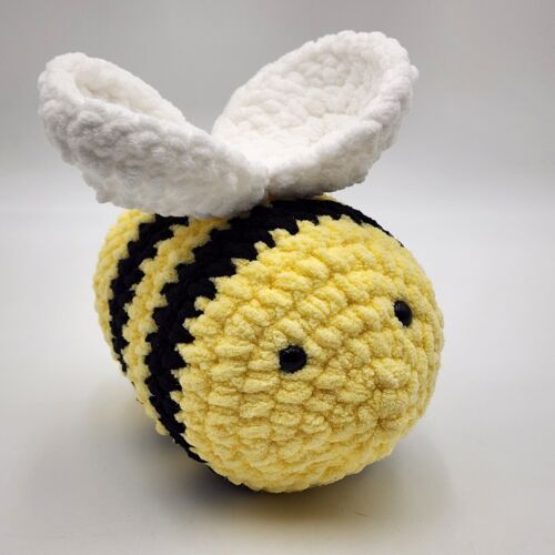 Soft Fluffy Chubby Stuffed Chunky Crochet Bumble Bee Plushie Amigurumi 7" - Picture 1 of 7