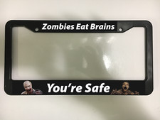 ZOMBIE COMER CEREBROS SEGURO ZOMBIES MONSTRUO DIVERTIDO HORROR MUERTO Marco de matrícula NUEVO