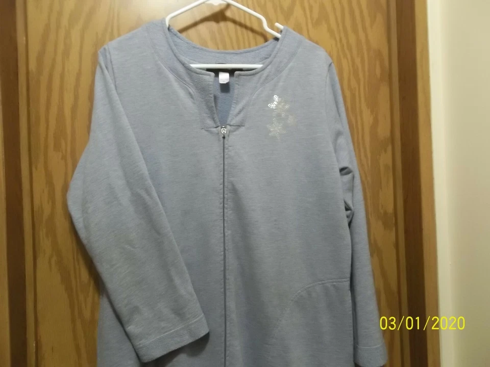 QVC Stan Herman Robe Ladies Long Sleeve Full Zip Size M - Image 2 of 4