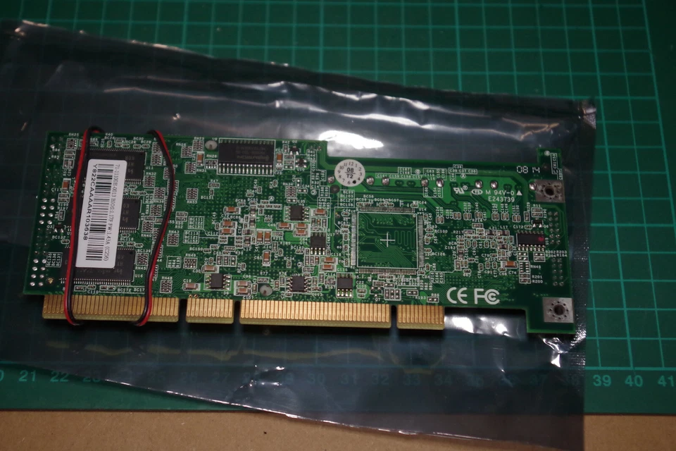 Areca 71-11100H-0013 4xSATA II 256MB RAID Cotroller PCIX adapter ARC-1100 - Image 2 of 4