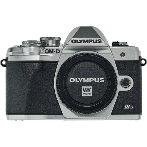 Kit Fotocamera Olympus OM-D E-M10 Mark III Con Due Obiettivi M.Zuiko 14-42mm EZ E 40-150mm – Micro 4/3, 16MP, Stabilizzazione 5 Assi, 4K, WiFi, Argento/nero