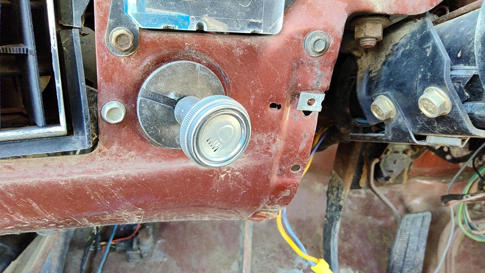 Chevy K30 1983 interruptor de faros perilla de control botones tablero OEM Foto 2 de 3