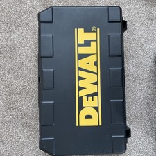 Dewalt DCH253M2 18V SDS Drill + 2 18 V 4.0 Amp Hour Batteries