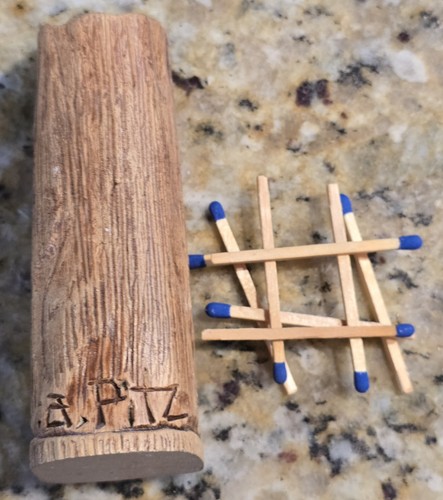 5" R.A Pitz Sculpture Wizard King In Tree Trunk Bud Vase 1994 Matchstick Holder - Picture 5 of 9