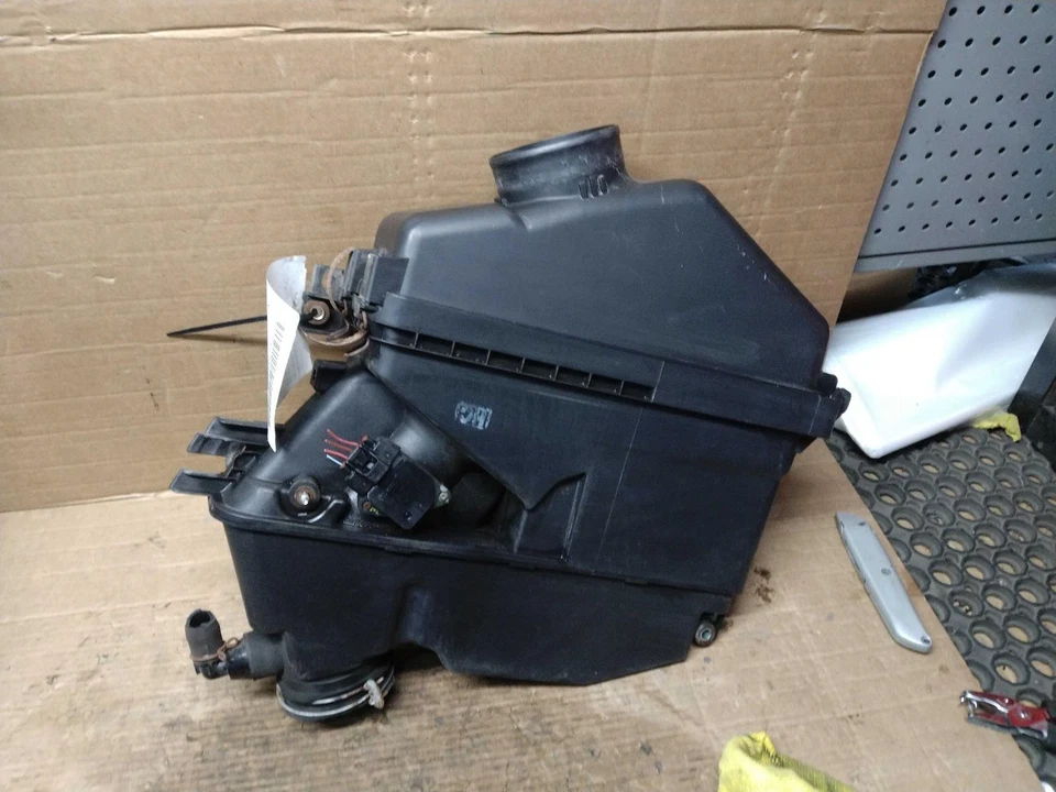 2013 Toyota Tacoma Used OEM Air Cleaner Assembly 4.0L Grey 211k Miles Foto 2 de 3