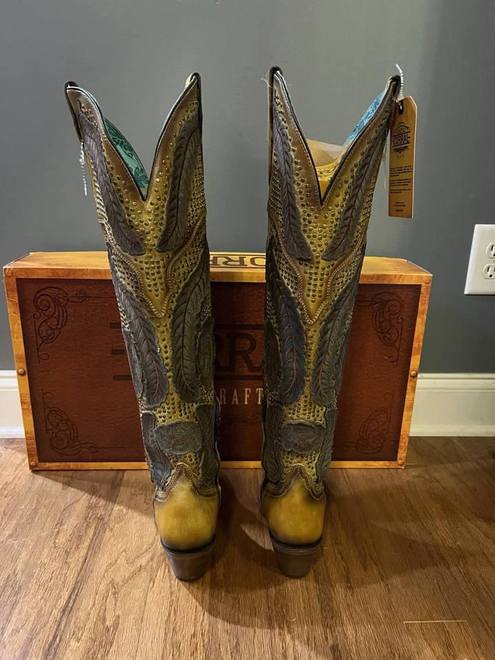 Botas vaqueras Corral por encima de la rodilla para mujer nuevas en caja. Amarillo mostaza talla 8 Foto 4 de 4