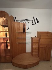 Wohnzimmerschrank aus massiver Erle