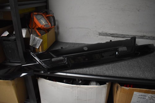 2022-2023 BMW X3 REAR BUMPER DIFFUSER FACTORY OEM - 第 1/6 張圖片