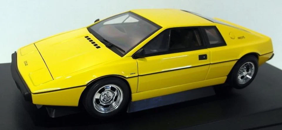 LOTUS ESPRIT TYPE 1979 JAUNE AUTOART 75301 1/18 GELB YELLOW CAR VOITURE 1:18 - Photo 1/1