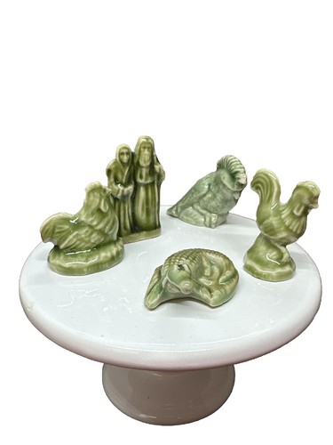 Wade Figurines Miniatures Lot Of 5 Animals Green Birds Color Display Craft Set