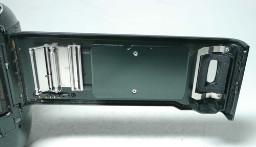 Nikon F5 + Nikkor 1.8D 50mm An-Verkauf ff-shop24 - Bild 8 von 8
