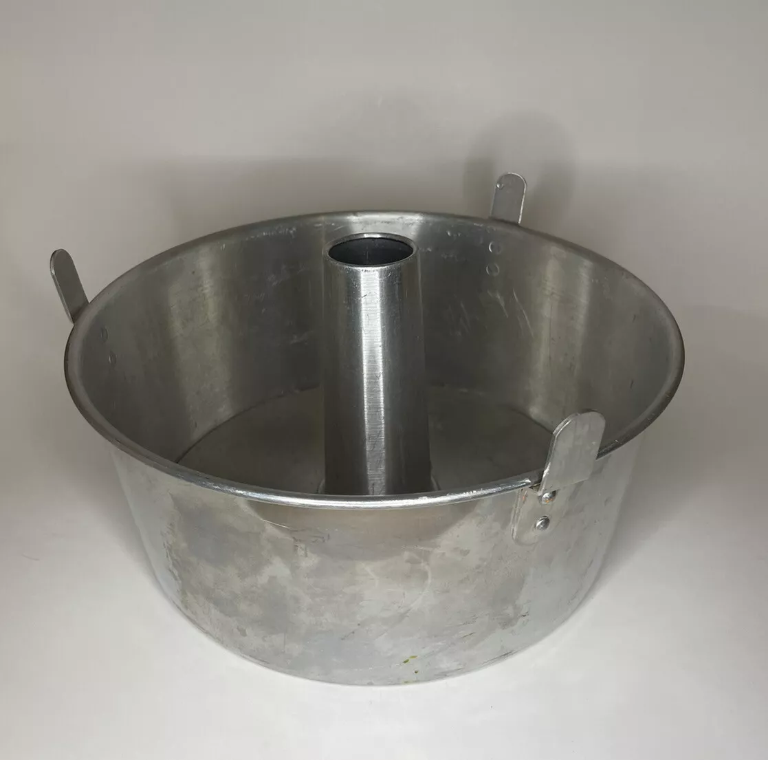 Wilton Angel Food Cake Pan 10 x 4