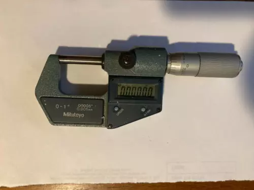 MITUTOYO No 293-765-30 0-1"  digital  Micrometer  .00005" ,  English or Metric