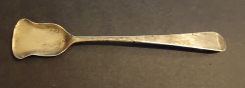 circa 1790 / 1810 Georgian Hallmarked Solid Silver Condiment or Tea Caddy Spoon