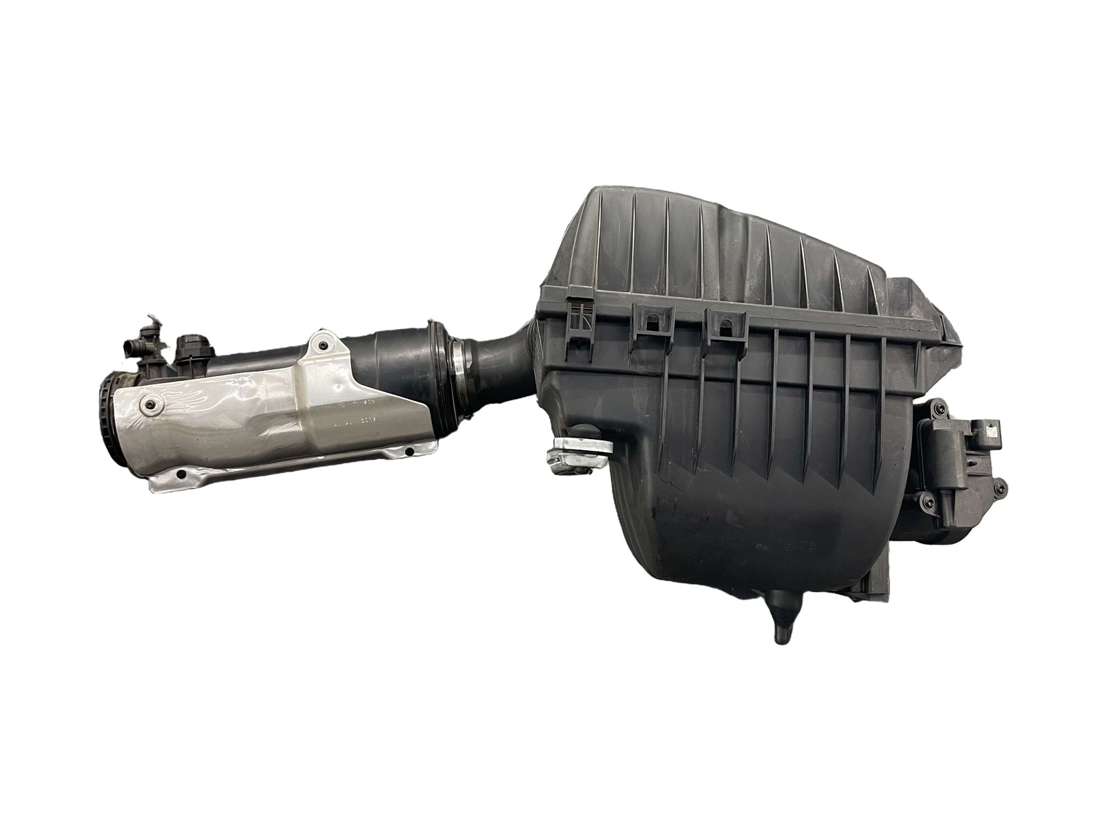 BMW i8 2014-2019 Air intake assembly
