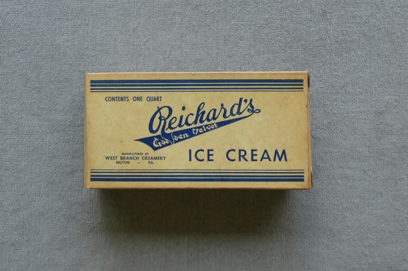 Reichard's one quart ice cream brick cardboard carton, Milton, PA