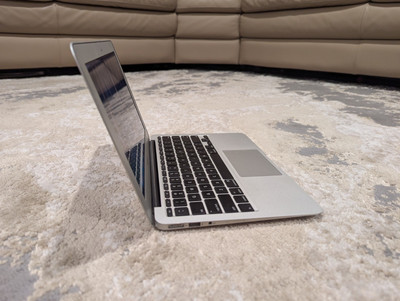 MacBook Air 11