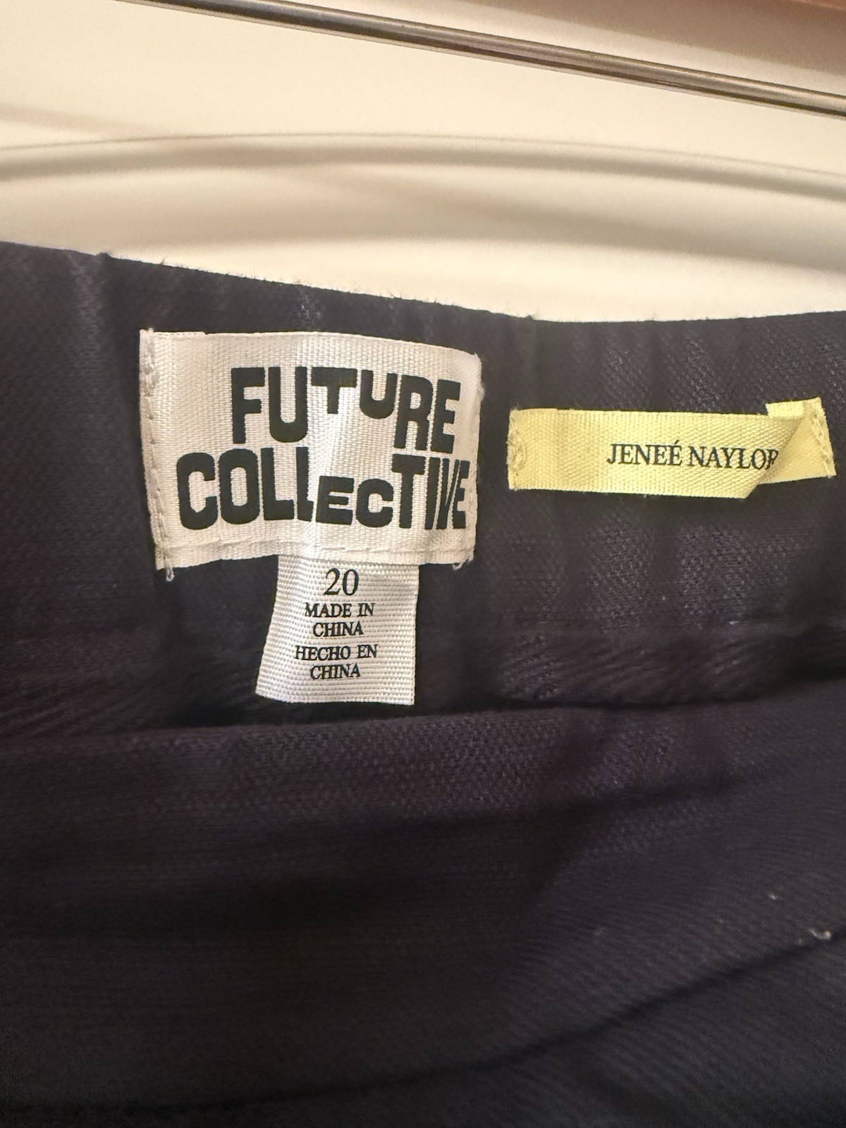 Future Collective Women's Black Solid Pants Size … - image 2