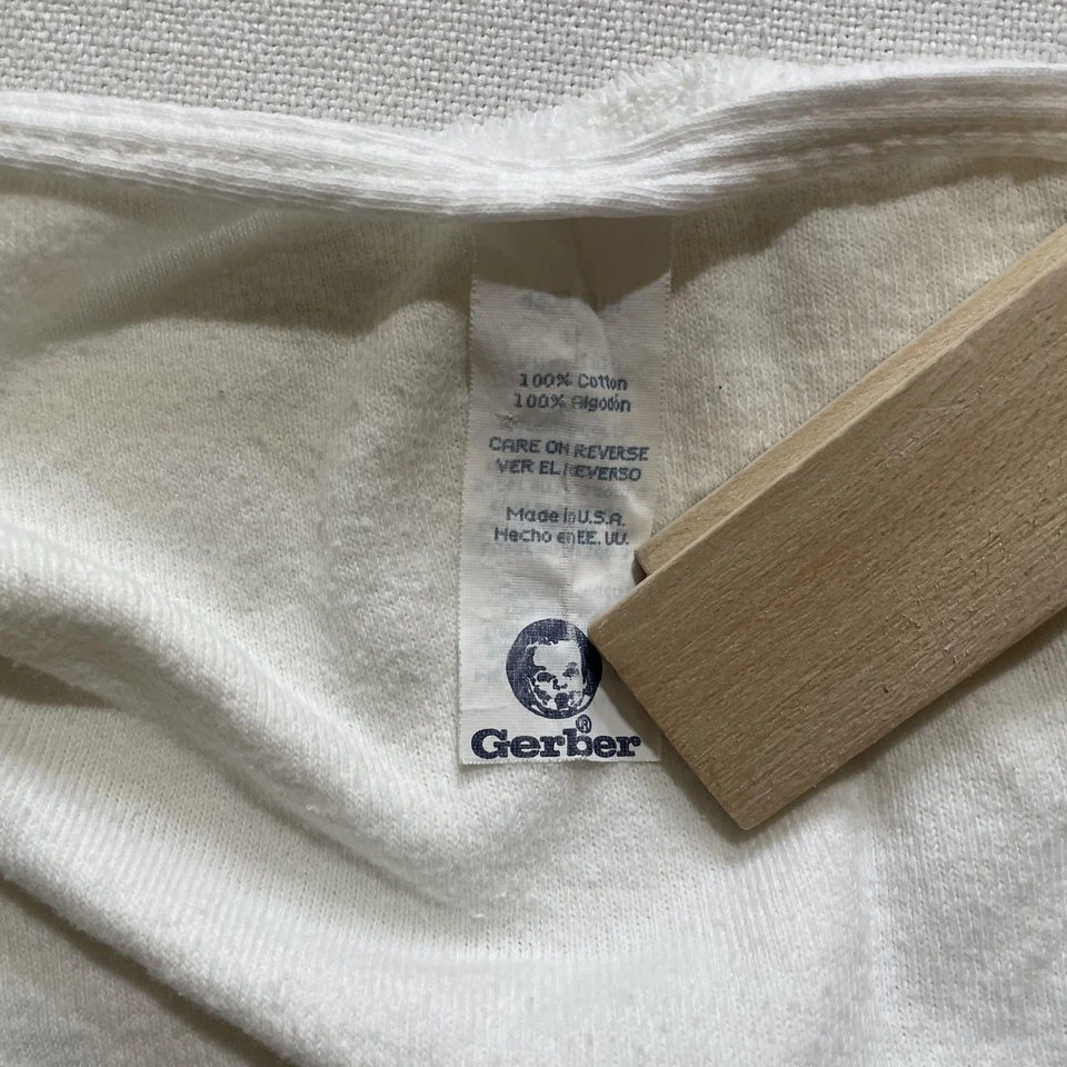 Toalla de baño vintage Gerber con capucha para bebé corredor de carretera Looney Tunes blanca hecha en EE. UU. Foto 3 de 4