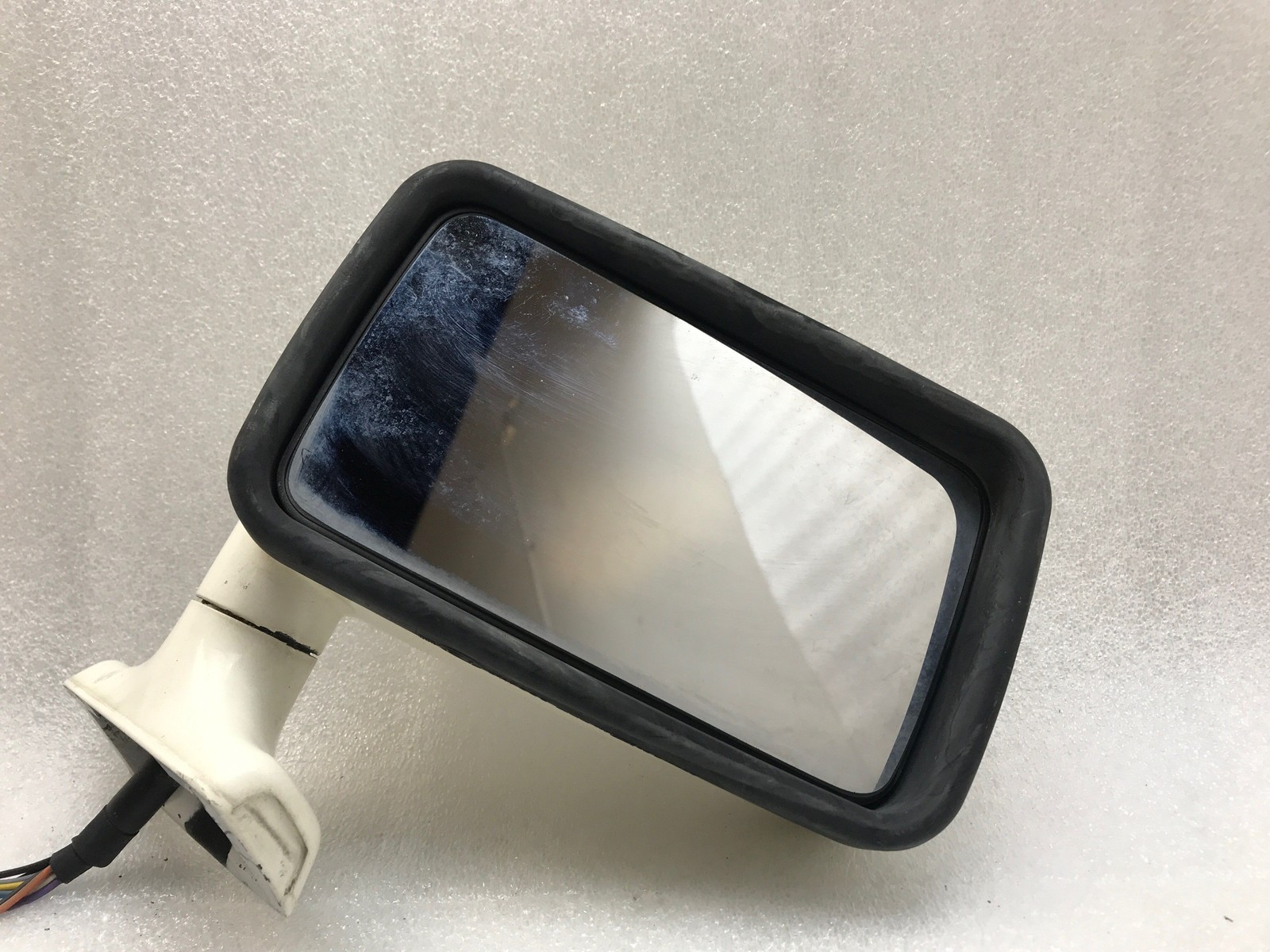 1990 BENTLEY EIGHT RH PASSENGER SIDE RIGHT Door Mirror - WHITE