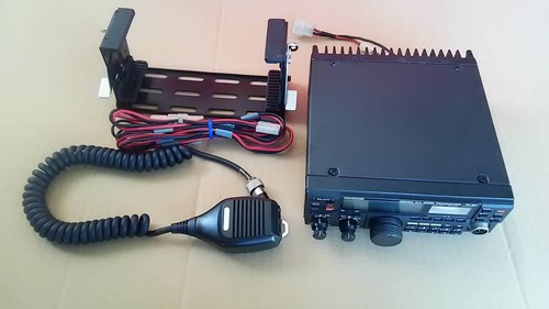 Kenwood TR-851 430MHz 10W FM SSB CW Transceiver Tested with Mic & Bracket - Picture 2 of 9