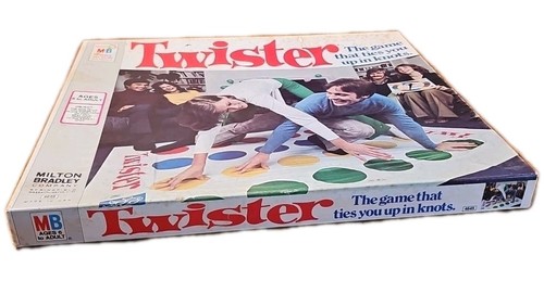 Vintage 1966 Twister Board Game #4645 Original Milton Bradley COMPLETE w Box USA - Picture 9 of 24