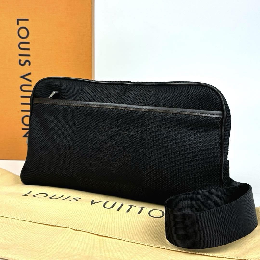LOUIS VUITTON Damier Geant Acrobat M93620 Crossbody Bag in Signature Canvas #PGC7XV  