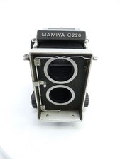 Mamiya C220 Camera Body with focusing screen