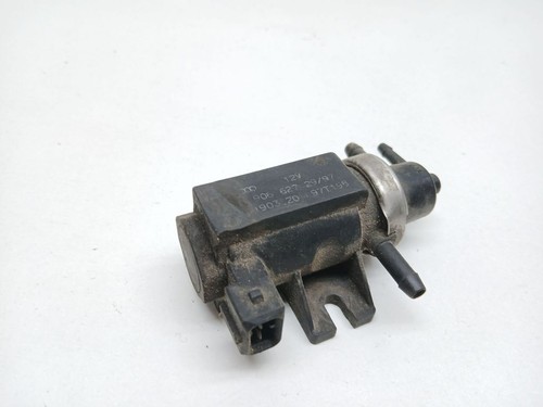 Audi A4 S4 B5 8D 1997 Diesel 81kW Turbolader Druckwandler Magnetventil UST112014