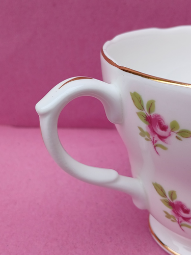 Vintage Duchess English Fine Bone China Tee Duo Tasse Untertasse rosa Rosenknospen sehr guter Zustand - Bild 6 von 12