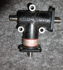 USED PLESSEY ANGLE GEAR DRIVE  R 3100