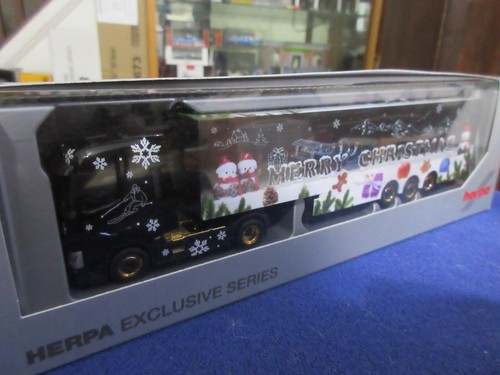 1:87 HO Scale Herpa Merry Christmas 2019 Renault T Tractor Trailer Truck RARE - Picture 6 of 11